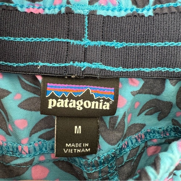 Patagonia Baggies Shorts Kids Girls Sz medium Blue floral H - Picture 10 of 10